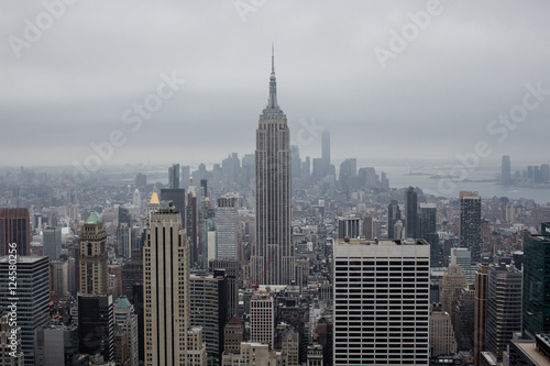 Manhattan view on cloud day © Andriy Stefanyshyn