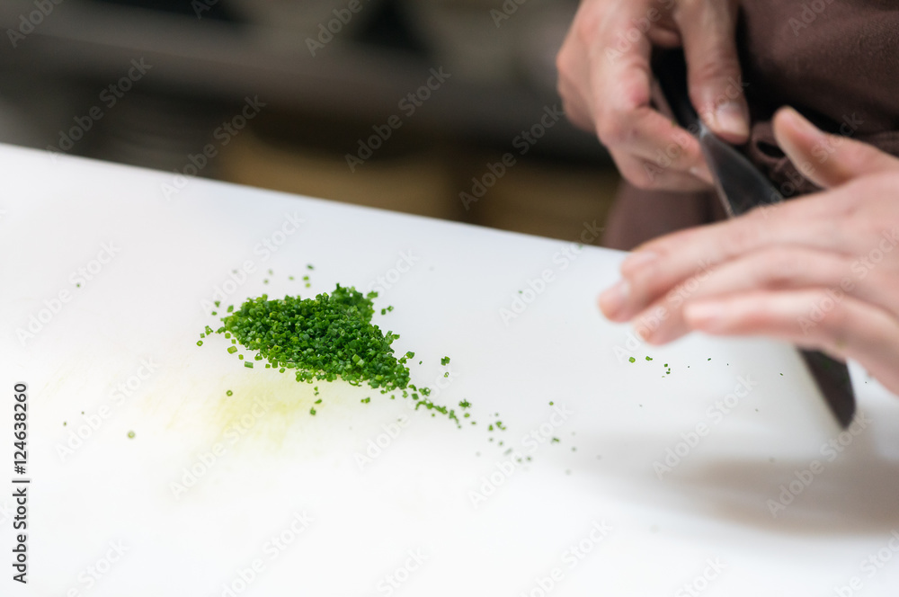 chopped fresh green spring onions
chopped fresh green spring onions