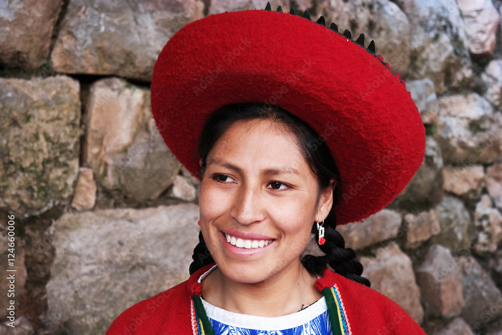 Young Quechua Woman In Traditional Dress Stock Foto Adobe Stock