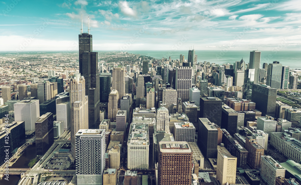 Naklejka premium Widok z lotu ptaka Chicago Downtown Skyline, drapacze chmur w kolorach vintage