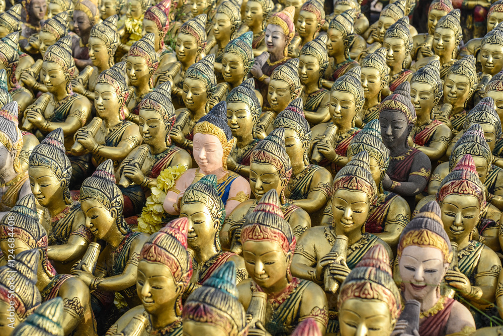 Fototapeta premium statue thai