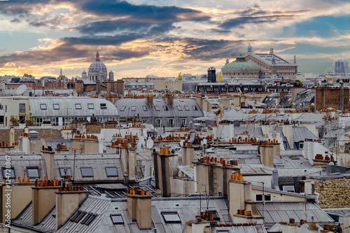 Obraz na płótnie Overview of Paris from Pompidou Center with roof tops.France. w salonie