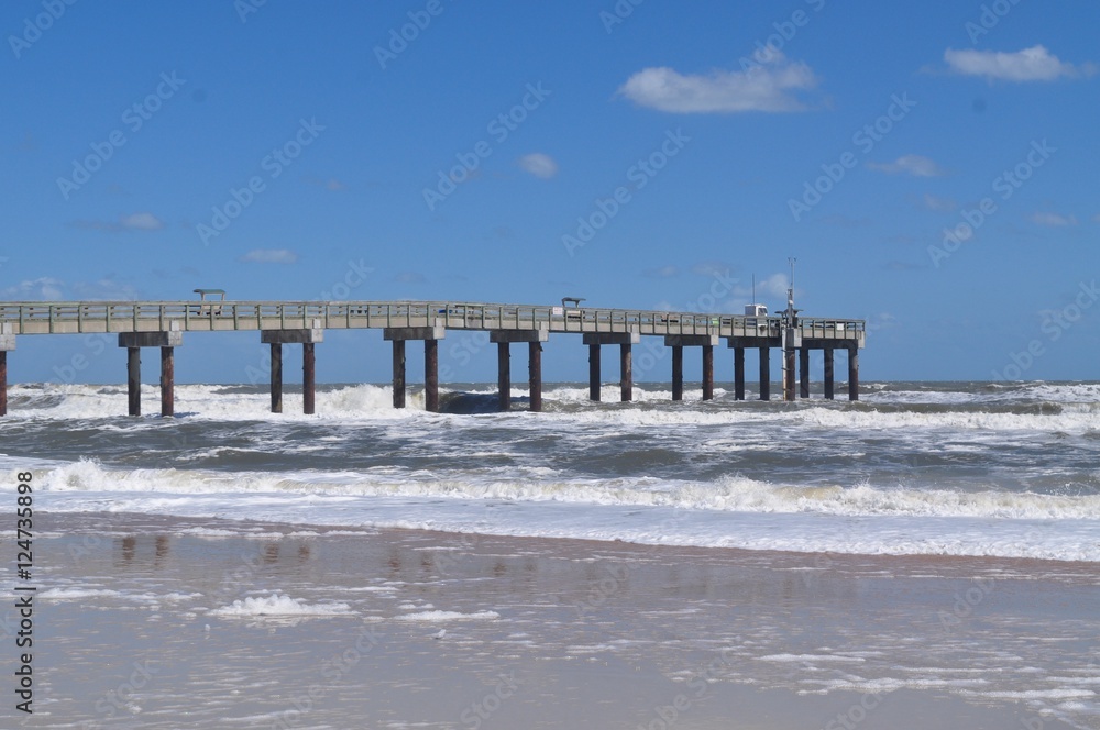 Rough Waves on a Beautiful Beach Day