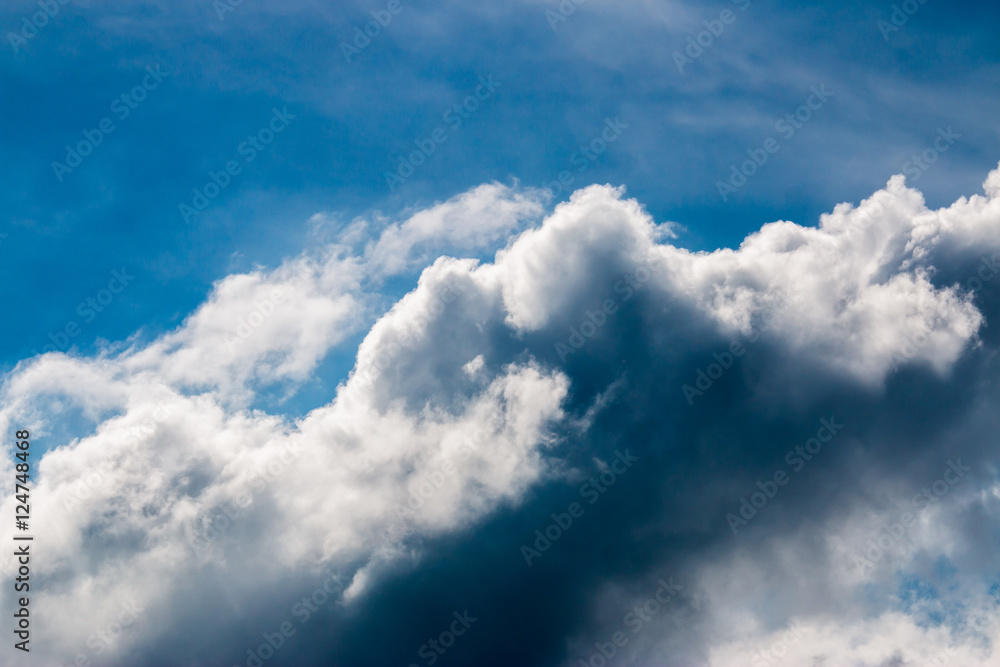 Obraz premium colorful dramatic sky with cloud at sunset