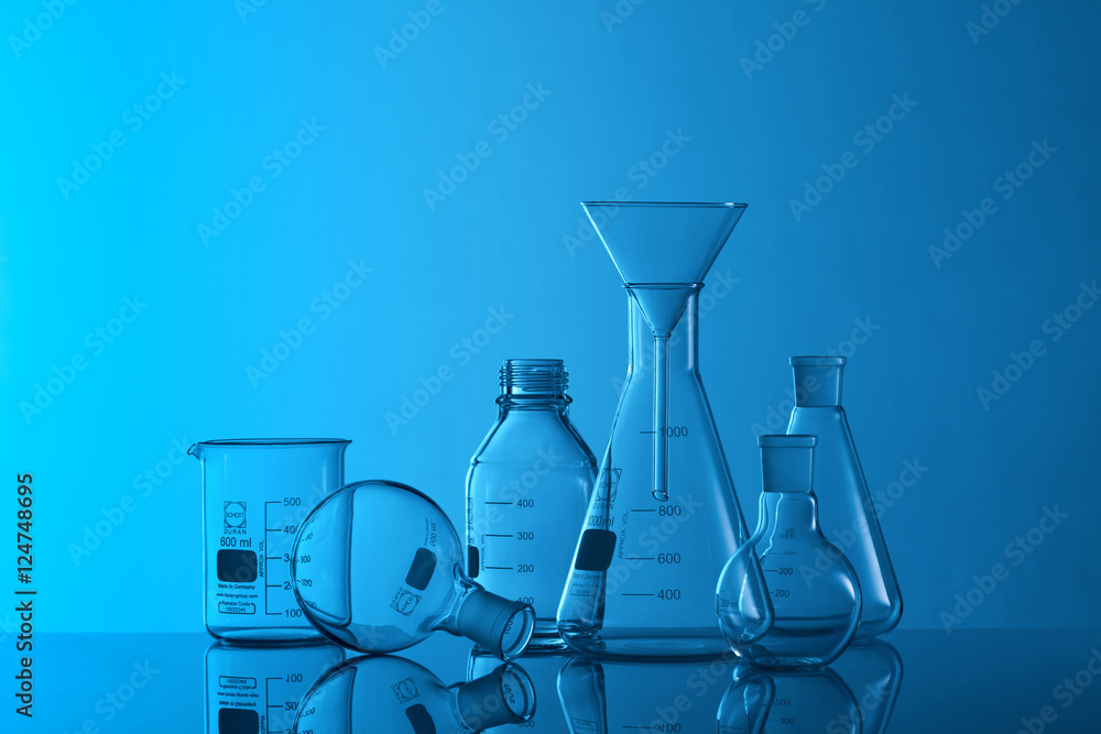 Naklejka premium Laboratory Glassware Science Lab
