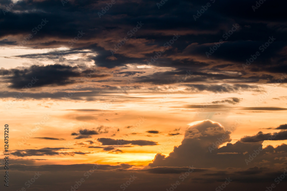 Fototapeta premium colorful dramatic sky with cloud at sunset