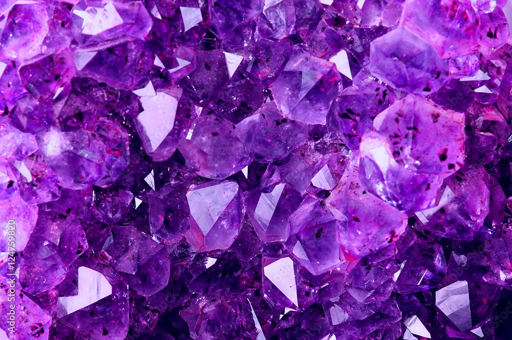 Obraz premium Jasna fioletowa tekstura z naturalnego ametystu