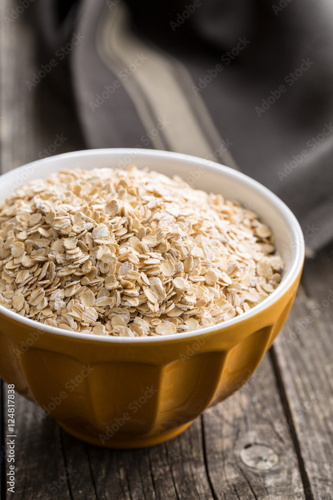 Dry rolled oatmeal. Dry rolled oatmeal.