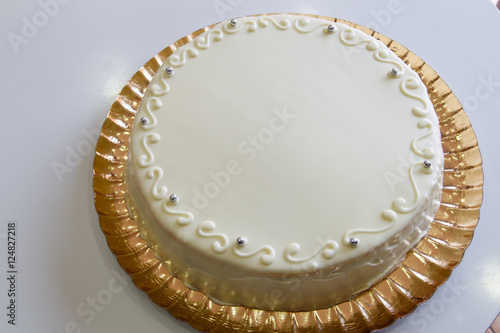 white circular cake closeup