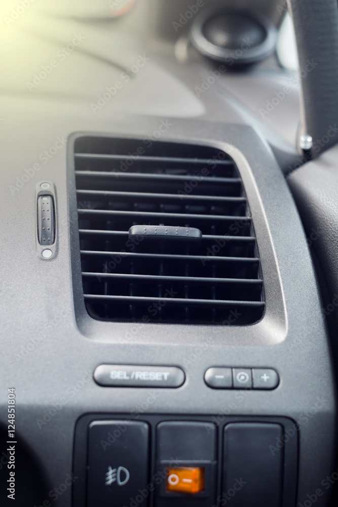 Automotive air conditioning with gradient filter,Air freshener in the car