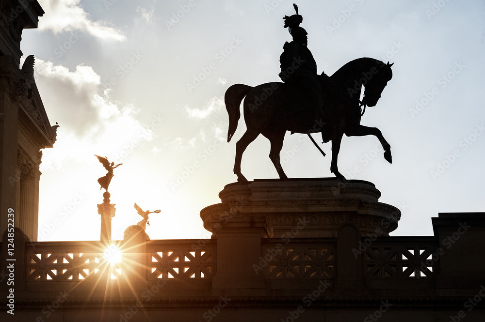 King of Italy on the march to victory and glory Photos Adobe Stock
