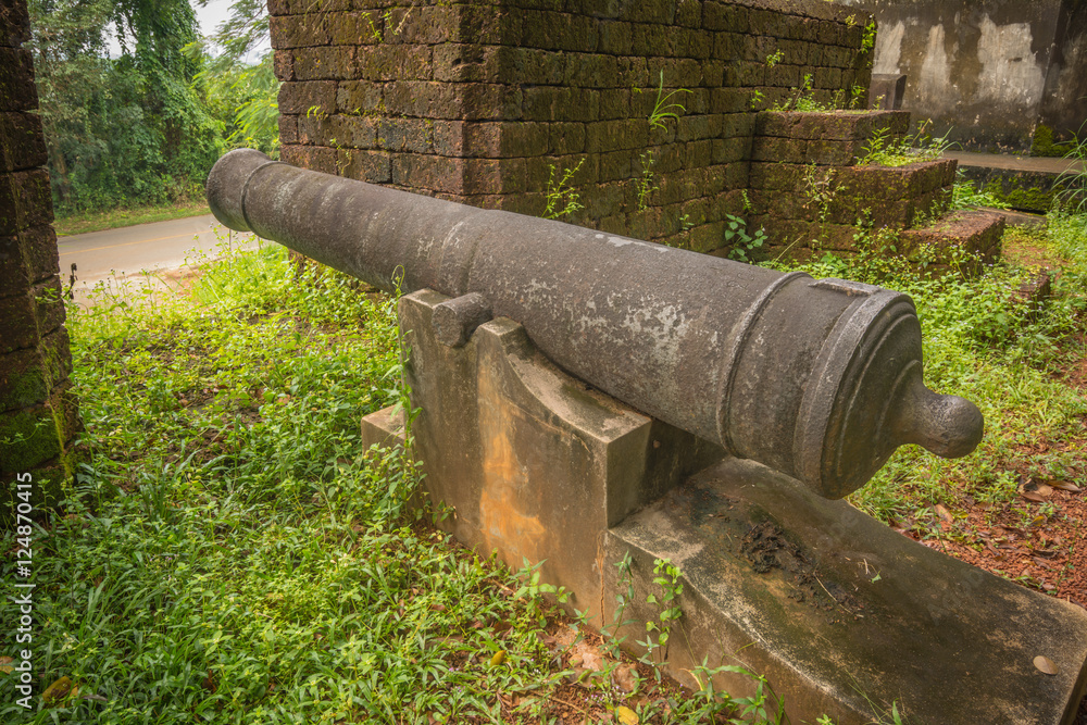 The ancient cannon at Noen Wong Fortress, Chanthaburi, Thailand. The ancient cannon at Noen Wong Fortress, Chanthaburi, Thailand.