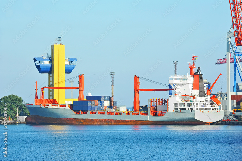 Fototapeta premium Cargo crane and ship
