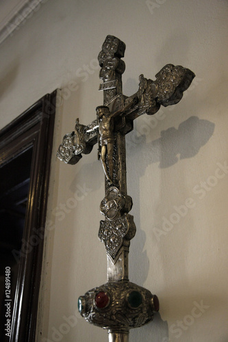 sword handle w jesus on cross