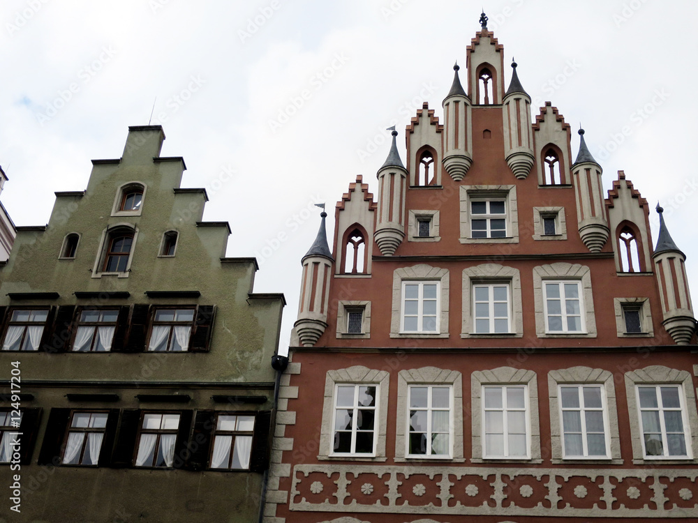 Fototapeta premium sanierte und restaurierte historische Altstadt Landshut