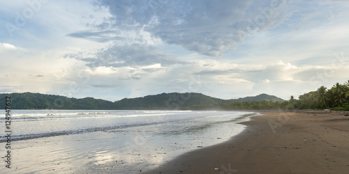 Fototapeta Naklejka Na Ścianę i Meble -  tropical beach landscape