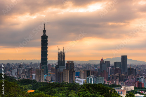 Taipei 101 © puikrab