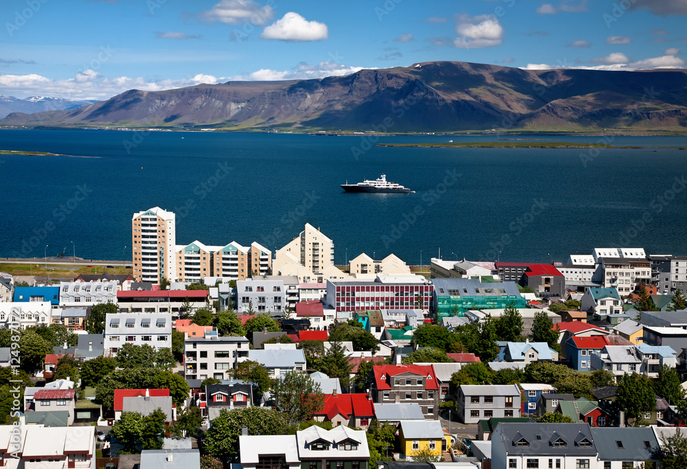 Aerial view of Reykjavik, capital of Iceland - obrazy, fototapety, plakaty 