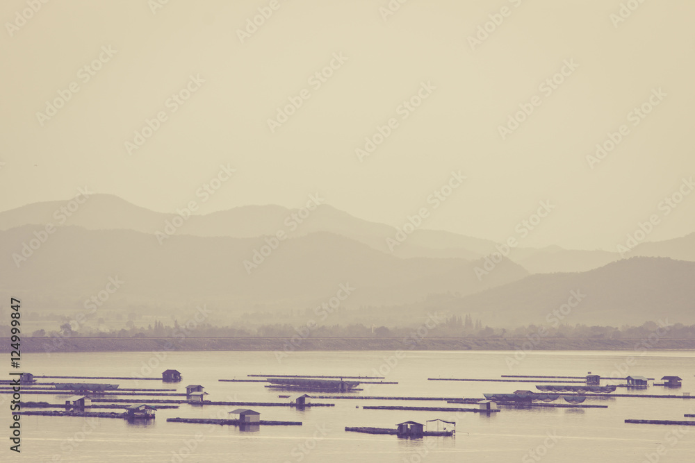 Obraz premium The dam and recreational fishing of Thailand.