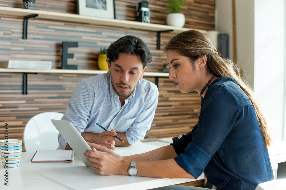 Obraz premium Working on a project together