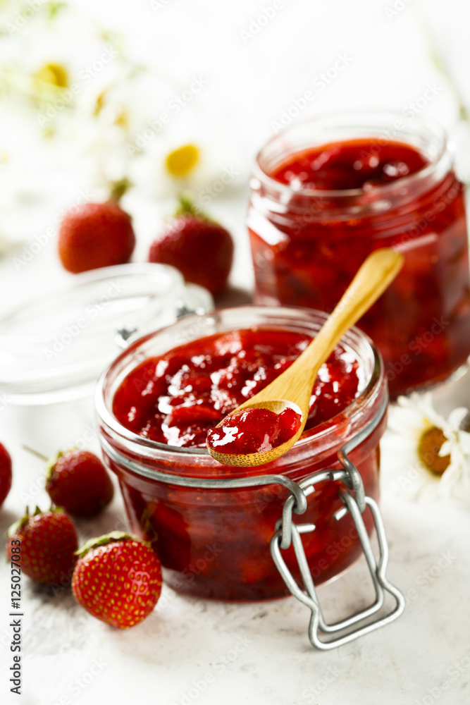 Homemade strawberry marmalade with cinnamon Homemade strawberry marmalade with cinnamon