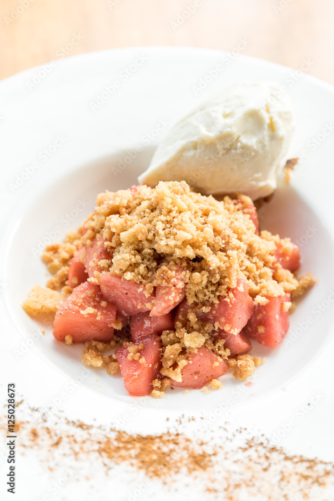 apple crumble apple crumble