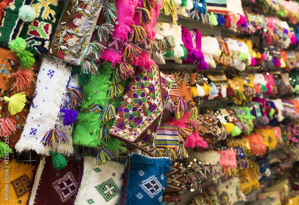 Fototapeta premium Colorful Handbags, Marrakesh Souk, Morocco / Moroccan style Colorful Handbags on the street market in Marrakech, Morocco