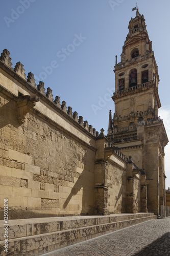 Rondom de Mezquita moskee/kathedraal van Córdoba