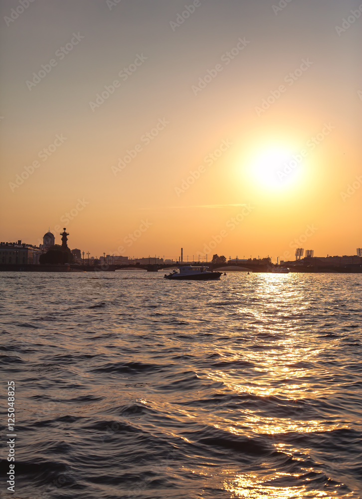 Naklejka premium The frigate in the Neva river 