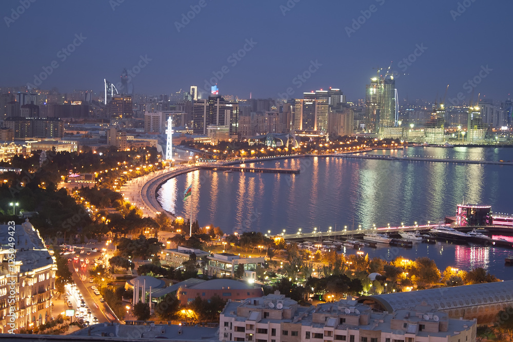 Obraz premium night view of the city Baku. Azerbaijan.