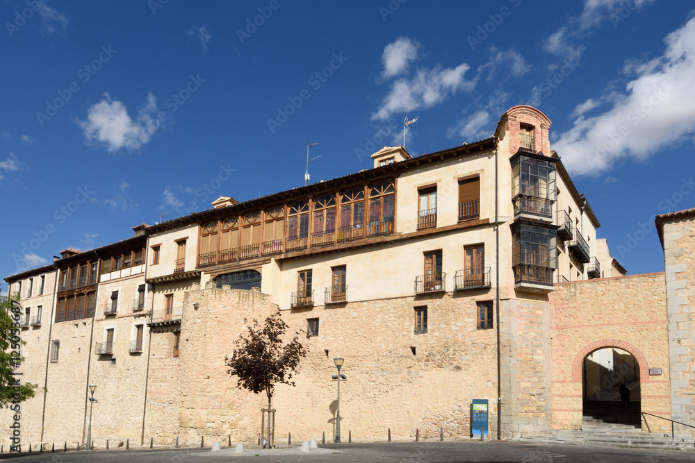 Street of Paseo del Salon de Isabel II and door, Segovia, Castil