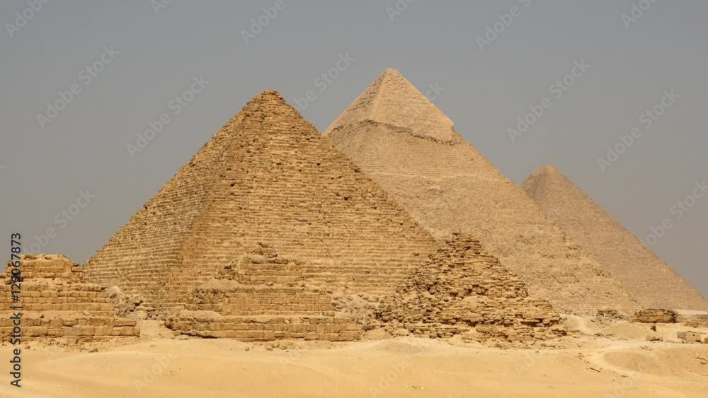 Zoom Out - The Great Pyramids of Giza - Egypt   
