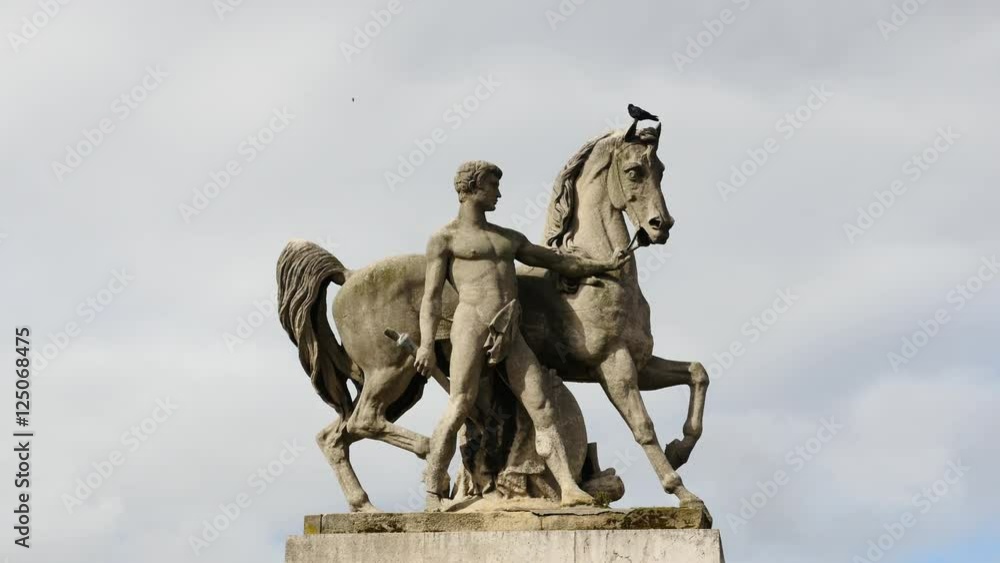 Time Lapse of Roman / Greek Statue in Paris France Time Lapse of Roman / Greek Statue in Paris France