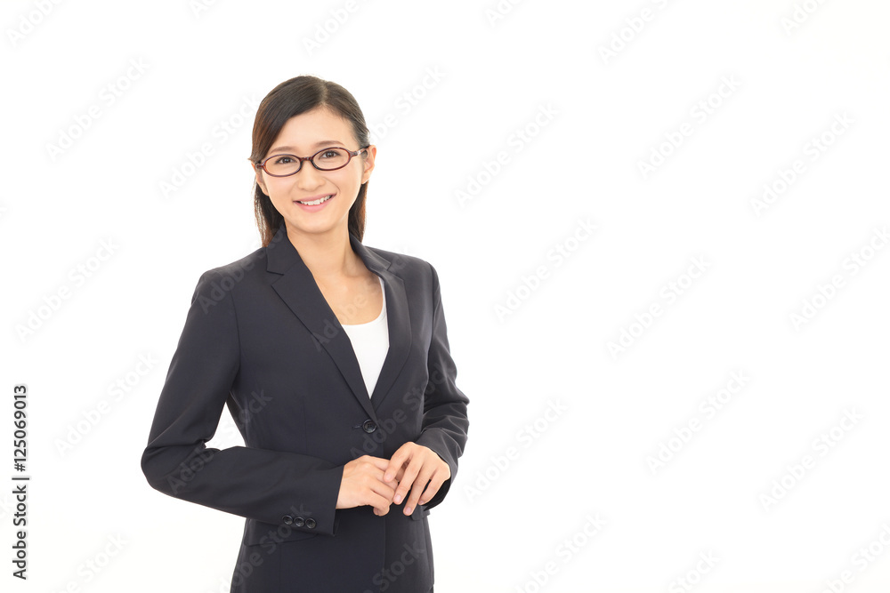 微笑むビジネスウーマン