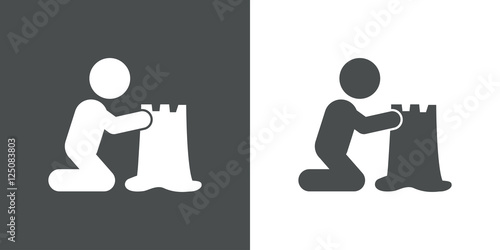 Icono plano niño con castillo arena gris