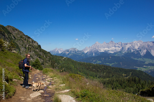Urlaub mit Hund in den Alpen © bettina sampl
