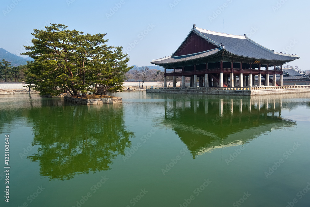 Emperor Kyoungbok palace at Seoul, South Korea.