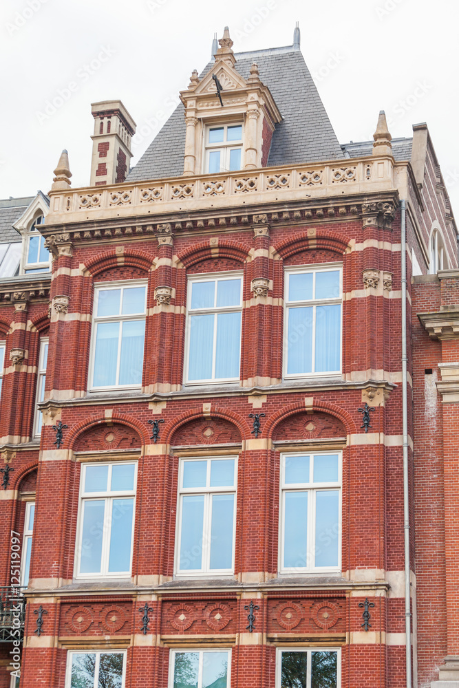 Fototapeta premium Traditional view of streets and buildings in Holland