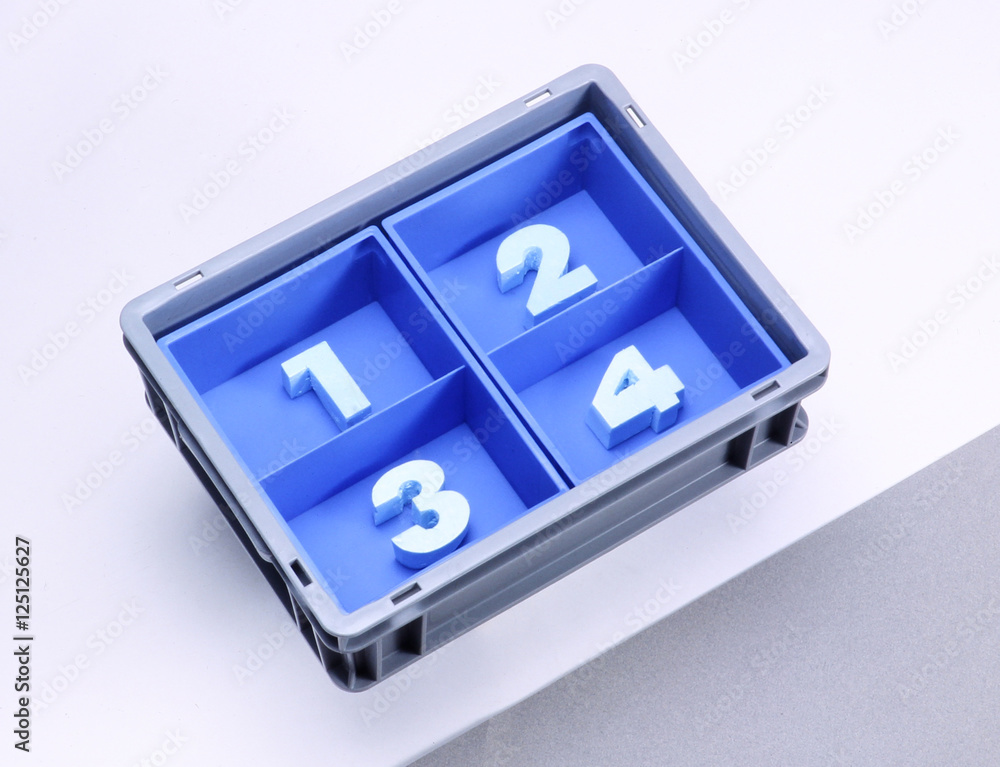 Fototapeta premium caisse de 1 à 4