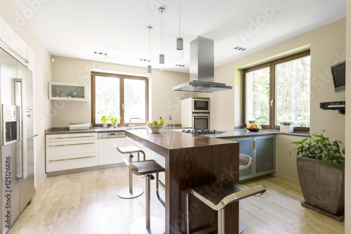 Bright and spacious kitchen area
