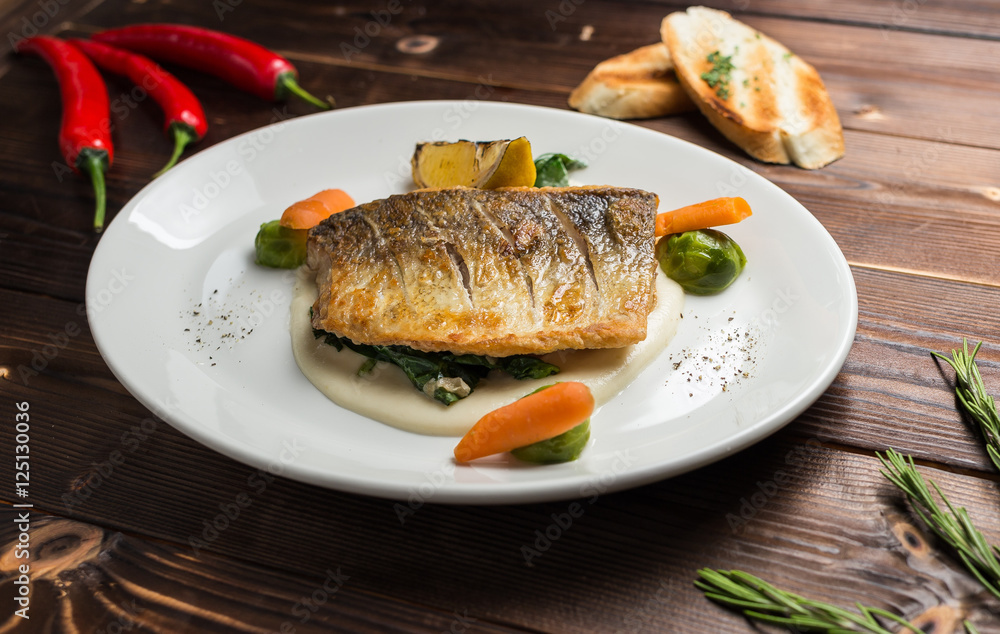 Grilled fish with Mashed Potato Grilled fish with Mashed Potato