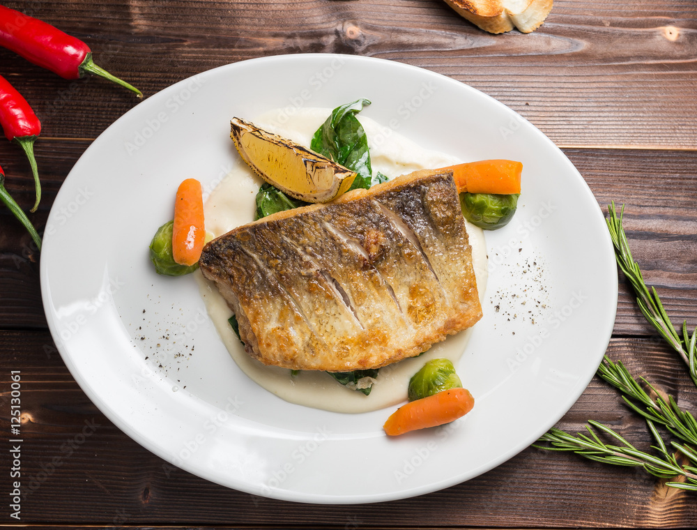 Grilled fish with Mashed Potato Grilled fish with Mashed Potato