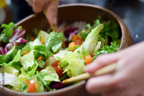 Tossing garden salad