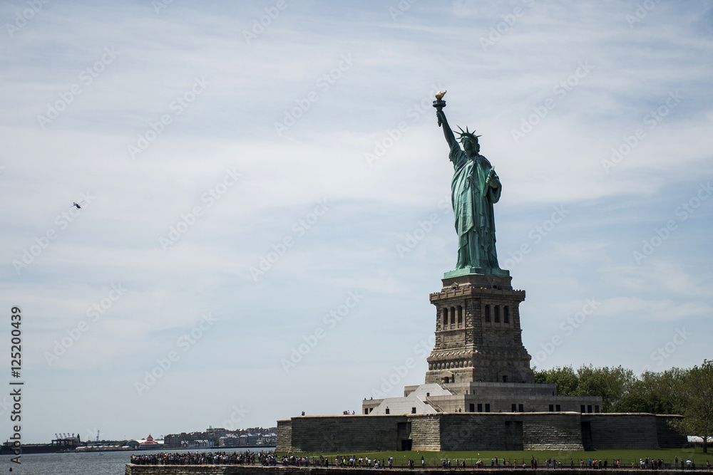 Statue of Liberty New York Skyline Monument 4 Statue of Liberty New York Skyline Monument 4