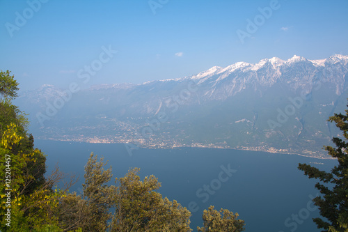 Blick auf Monte Baldo Gardasee Italien 1