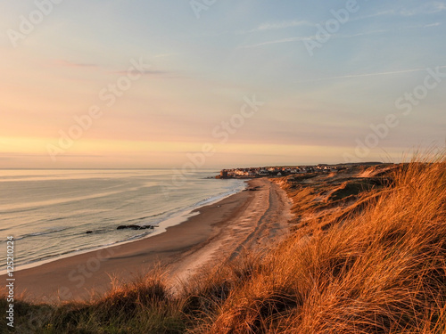 Obraz na plátne dune ambleteuse côte d'opale au coucher du soleil