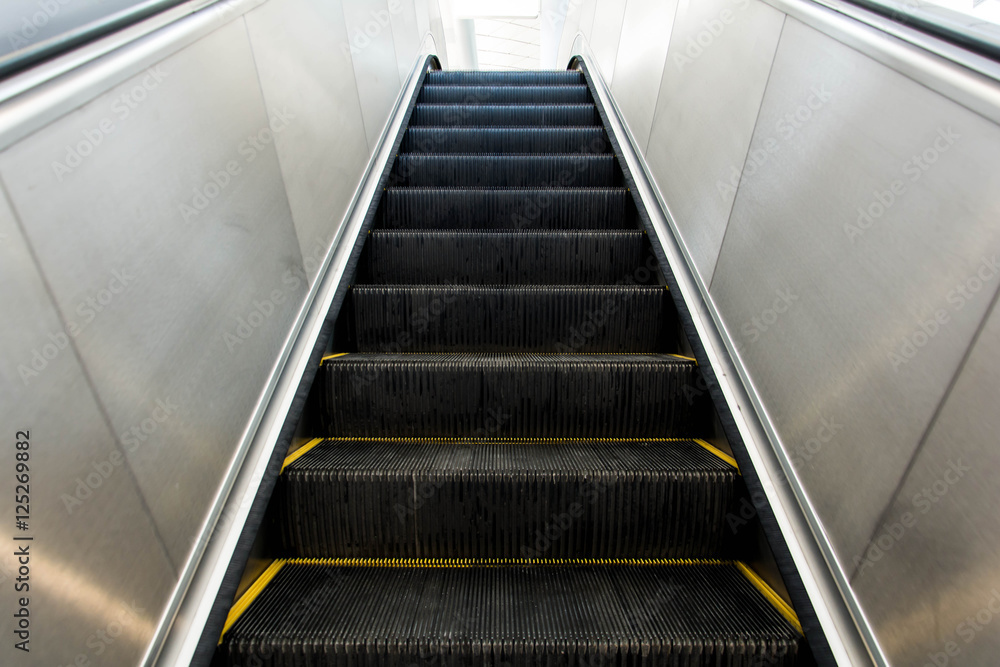 Escalators in metro stations Escalators in metro stations