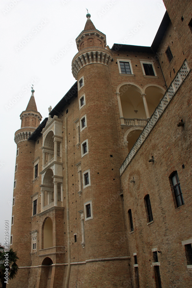 Tours du Palais ducal à Urbino, Italie