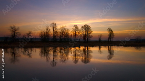 Wschód słońca nad rzeką © Mariusz