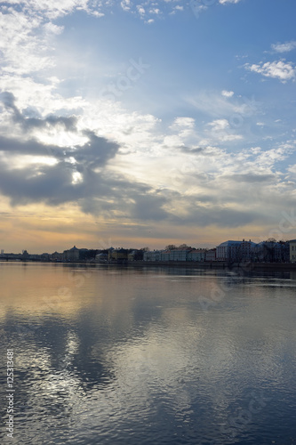 Sunset on the Neva river © herculerus